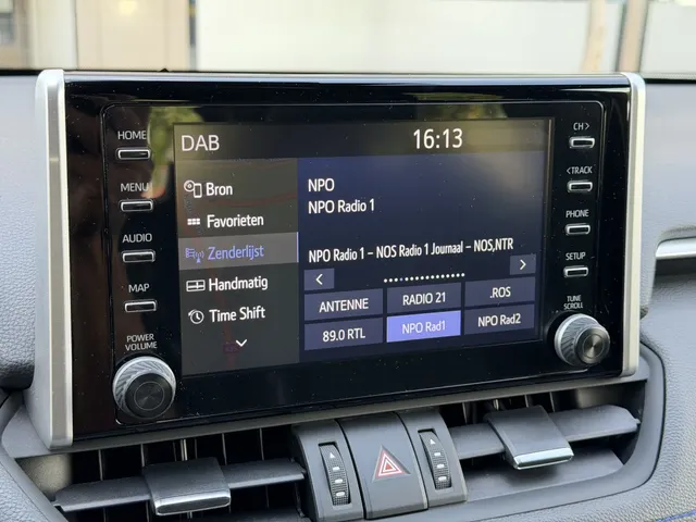 Toyota RAV4 2.5 Hybrid AWD Bi-Tone
