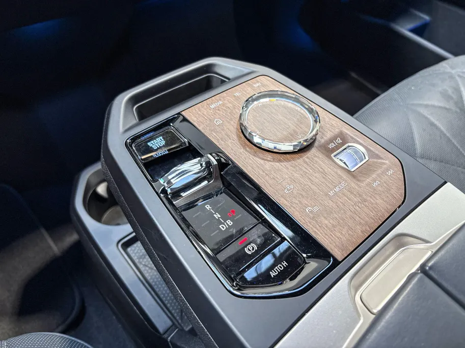 BMW iX xDrive40 High Executive Sportpakket