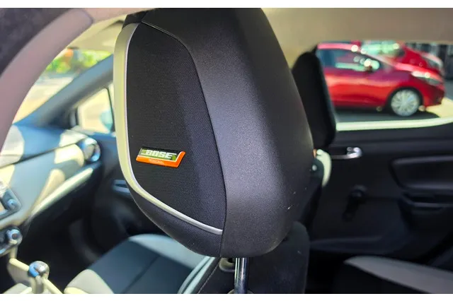Nissan Micra 0.9 IG-T 90pk Tekna Navi - Camera 360° - Bose