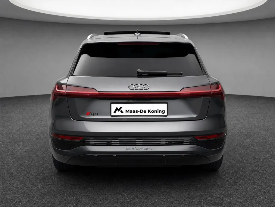 Audi Q8 e-tron 55 408pk Quattro S Edition Competition 115 kWh · SOH 90,9% · Panoramadak · Luchtvering · 360 Camera · Elek. Voorstoelen · 20'' Inch ·