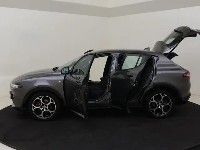 Alfa Romeo Tonale 1.5T Hybrid 160PK Ti | Technologiepakket | winterpakket