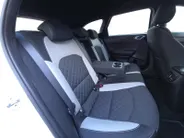 Kia Ceed Sportswagon 1.0 T-GDi GT-Line Business Edition 120 PK | 1e Eigenaar | Dealer onderhouden | Stoelverwarming | JBL | Cruise Control | Camera | Carplay & Android | Metallic lak | NAP