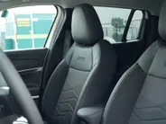 Jeep Avenger Summit 54kWh | Pano | Infotainment | Winter | Camera | 18'