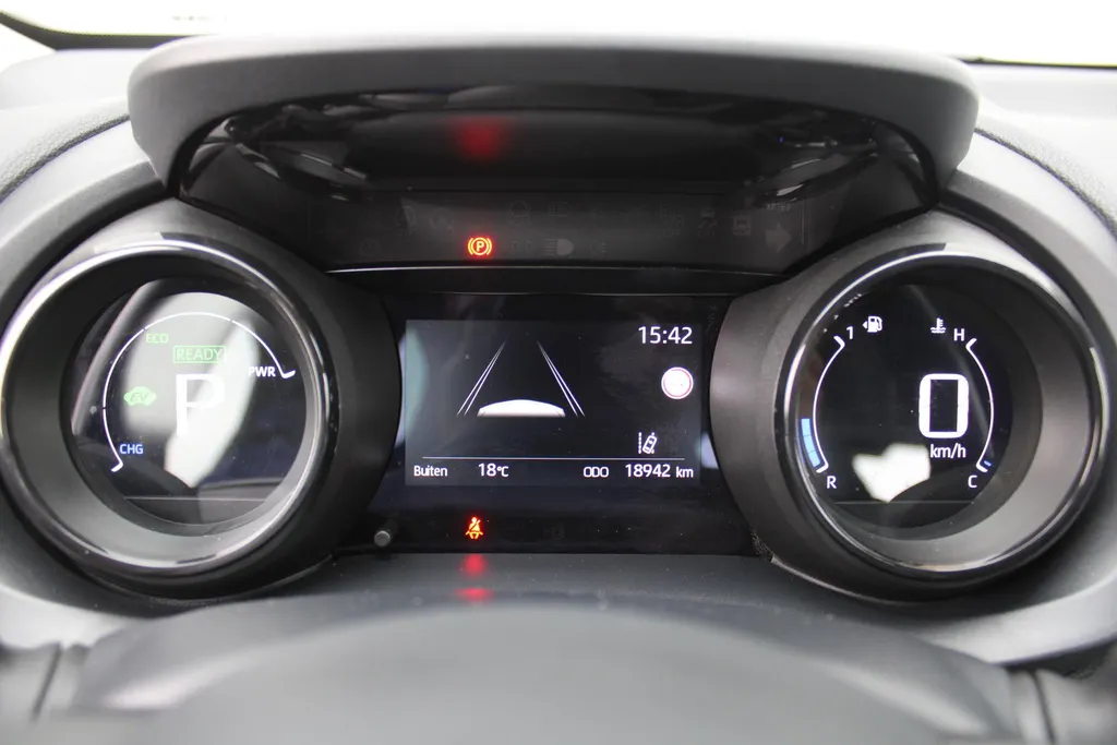Mazda 2 Hybrid 1.5 Agile | Comfort pakket | Airco | 15' LM | Apple carplay / Android auto |