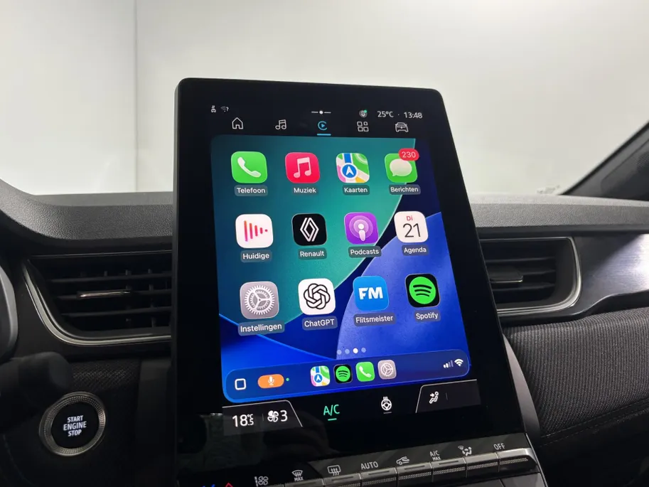 Renault Captur 160PK E-Tech Full Hybrid Esprit Alpine Automaat | DEMO | Sidebars | Adaptive Cruise Control | Camera | Digital Cockpit | Apple CarPlay/Android Auto | Climate Control | Parkeersensoren | Lichtmetalen Velgen |