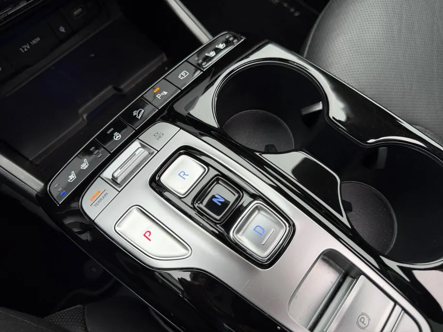 Hyundai Tucson 1.6 T-GDI PHEV Premium Sky 4WD | Zeer nette auto | Full Option | Open dak | 360 graden camera | Dealer onderhouden | Hyundai Rotterdam - Noord |