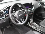Kia Ceed Sportswagon 1.0 T-GDi MHEV Design Edition | Stuur-/stoelverwarming | Cruise adapt. | Camera | 16' LM | Dodehoekdetectie | JBL audio | LED |
