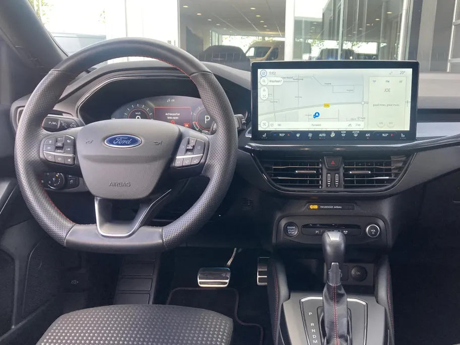 Ford Focus 1.0 EcoBoost Hybrid 155pk Automaat ST Line X Wagon Navigatie - Apple Carplay/ Android Auto - Winter Pack - Driver Assistance Pack