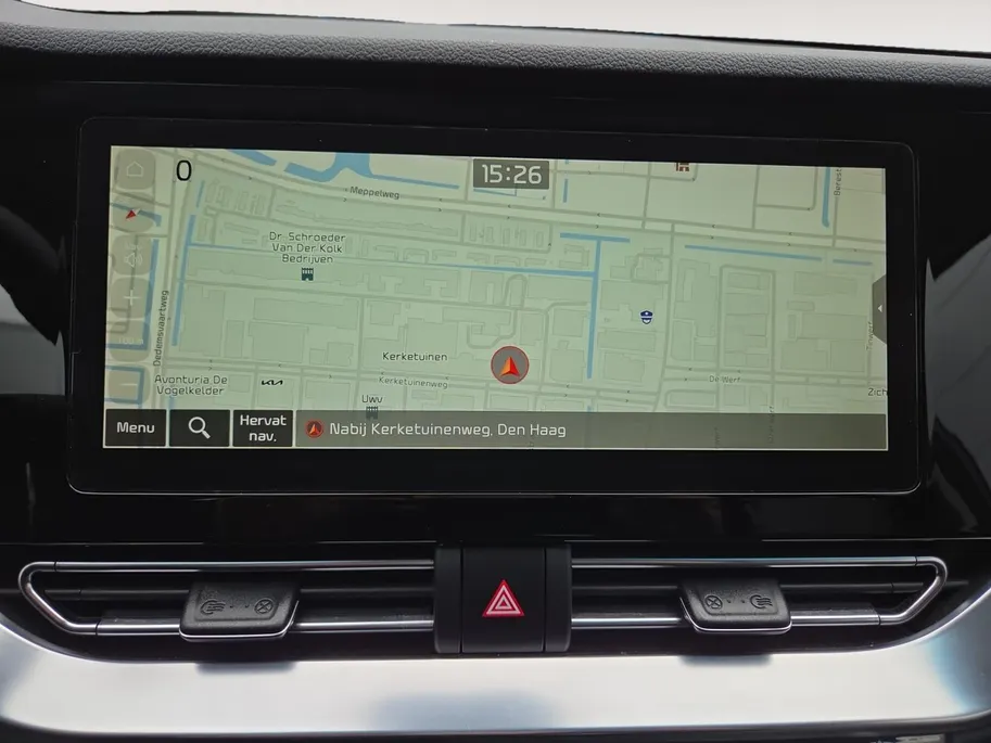 Kia Niro 1.6i Hybrid DynamicPlusLine Dealer onderhouden | Trekhaak | Stoel/stuurverwarming | Dodehoek detectie | Leder | Camera | Carplay & Android | Cruise Control Adaptief | Fabrieksgarantie t/m 23-9-2027 | NAP