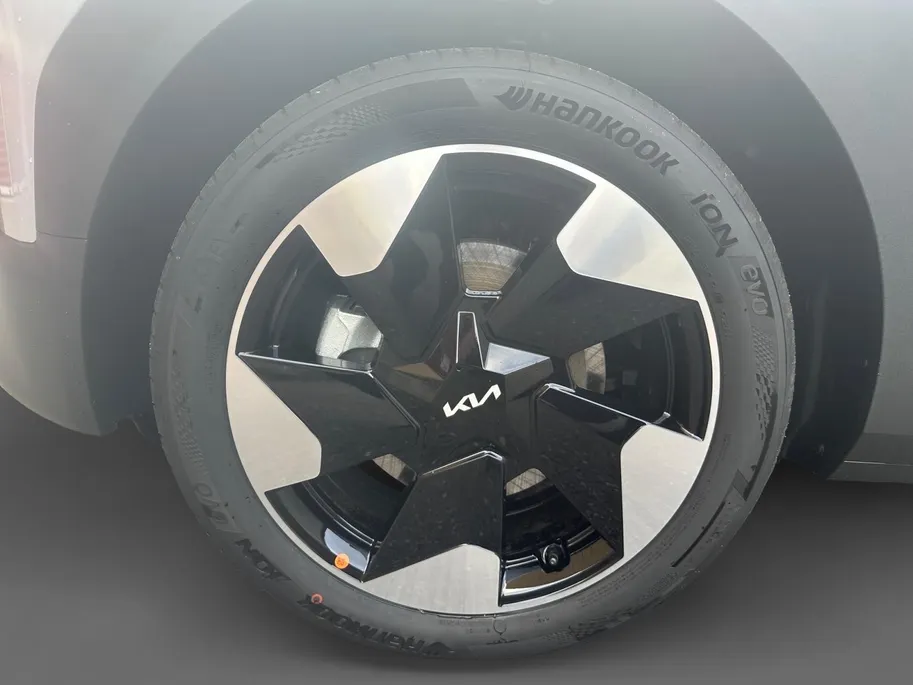 Kia EV2 Plus 61 kWh | 440 km actieradius | Stoel/Stuurverwarming | fabrieksgarantie t/m 10-9 2033 + 3 x 1 jaar |