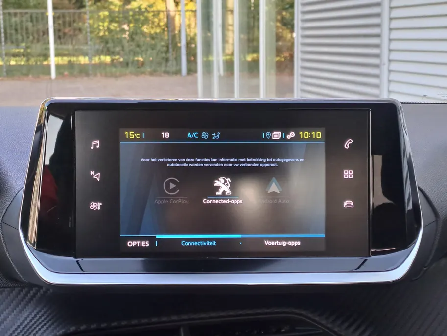 Peugeot e-208 EV Active Pack 50 kWh | Cruise control | Navigatiesysteem | Keyless start | DAB | LM Velgen | 100% Elektrisch | SOH 95,6 %