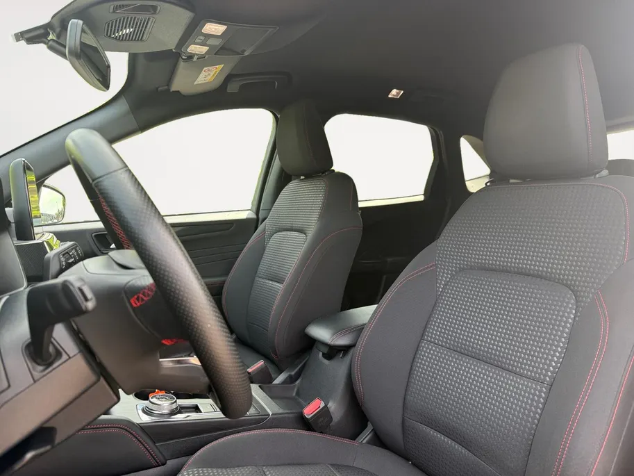Ford Kuga 2.5 PHEV ST-Line X | winter Pack | Technology Pack | Apple Carplay & Android Auto | Driver Assistance Pack |