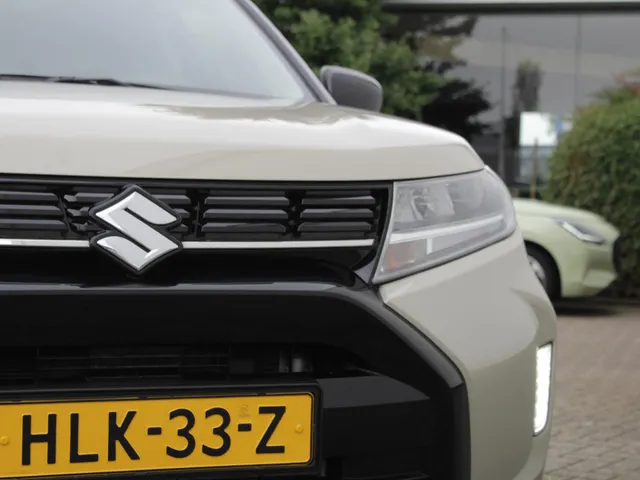 Suzuki Vitara 1.4 Boosterjet Select Smart Hybrid | Navi | Adap. Cruise | Clima | Trekhaak | All Season
