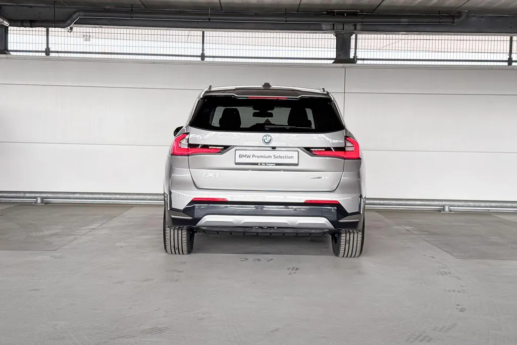 BMW iX1 eDrive20 Pure Edition 67 kWh