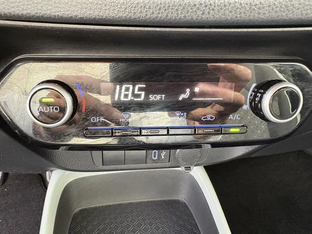Toyota Aygo X 1.0 VVT-i S-CVT Pulse Bi-tone | Parkeersensoren V+A |