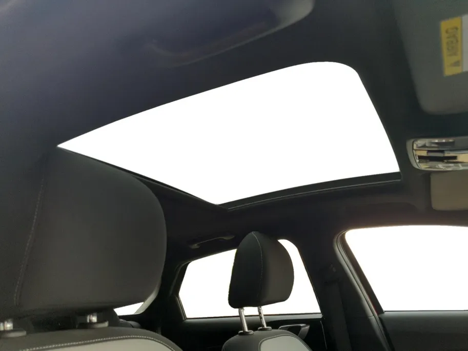Kia ProCeed 1.5T 160 pk GT-Line Edition | Panorama schuifdak | Navigatie | Camera | Apple Carplay / Android auto | Cruise control | Climate control |