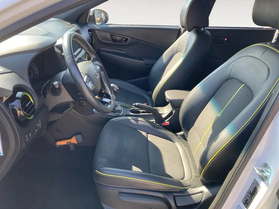 Hyundai Kona 1.0T Fashion | Speciaal interieur | Carplay | Climate control