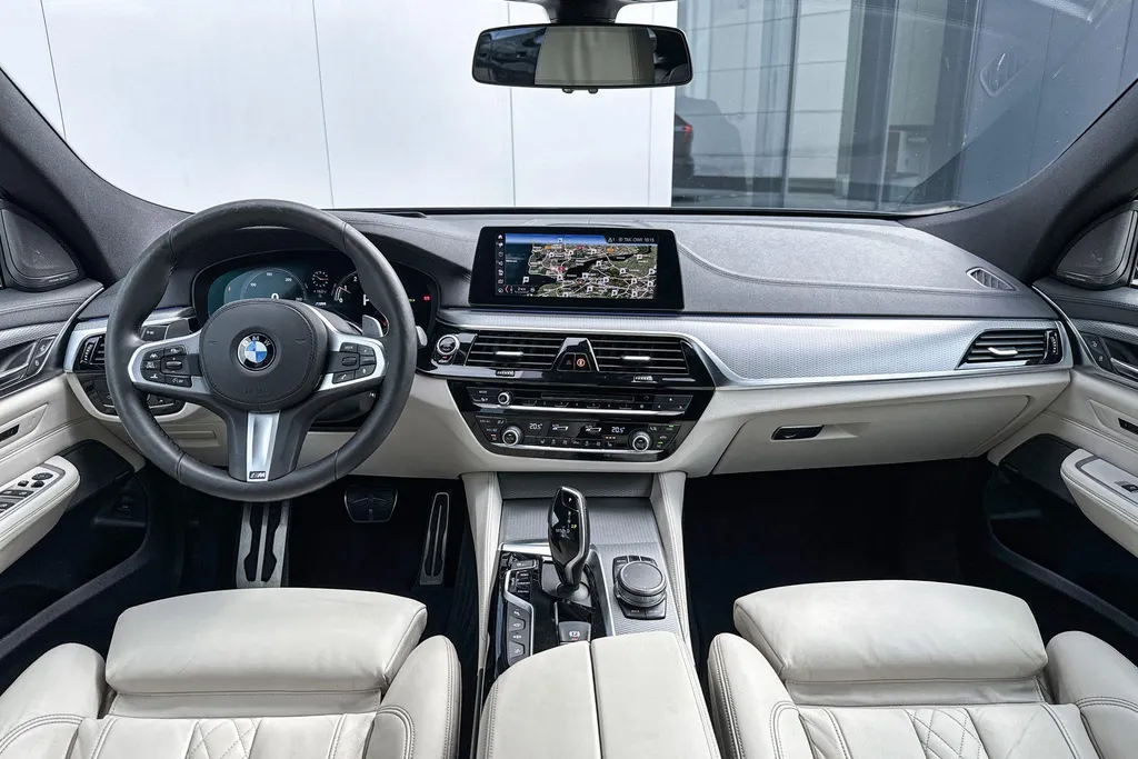 BMW 6 Serie Gran Turismo 630i High Executive Edition