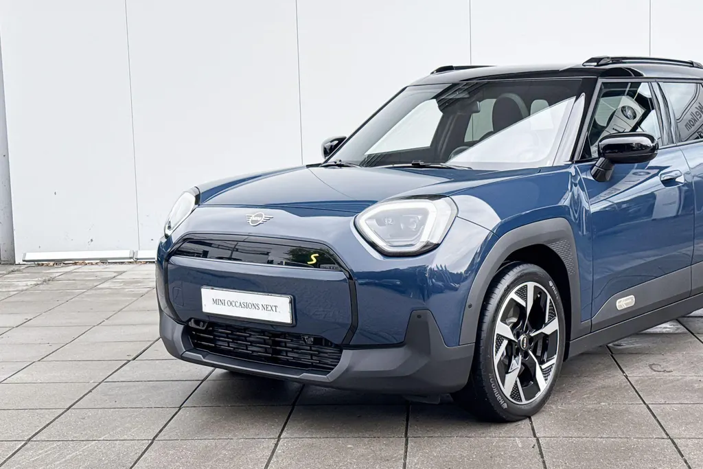 MINI Aceman SE Classic M 54.2 kWh