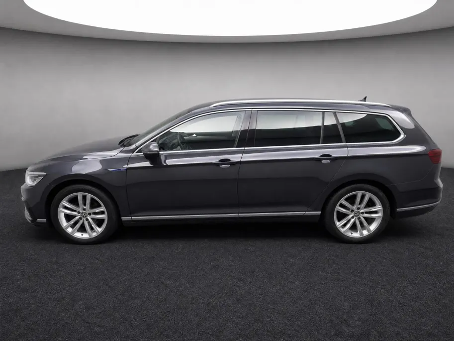 Volkswagen Passat Variant 1.4 TSI 218pk DSG PHEV GTE Business · Panoramadak · Camera · Apple/Android Car Play · Navigatie · Stoelverwarming · 18'' Inch ·