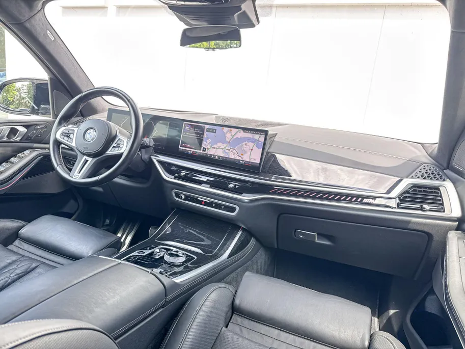 BMW X7 M60i xDrive