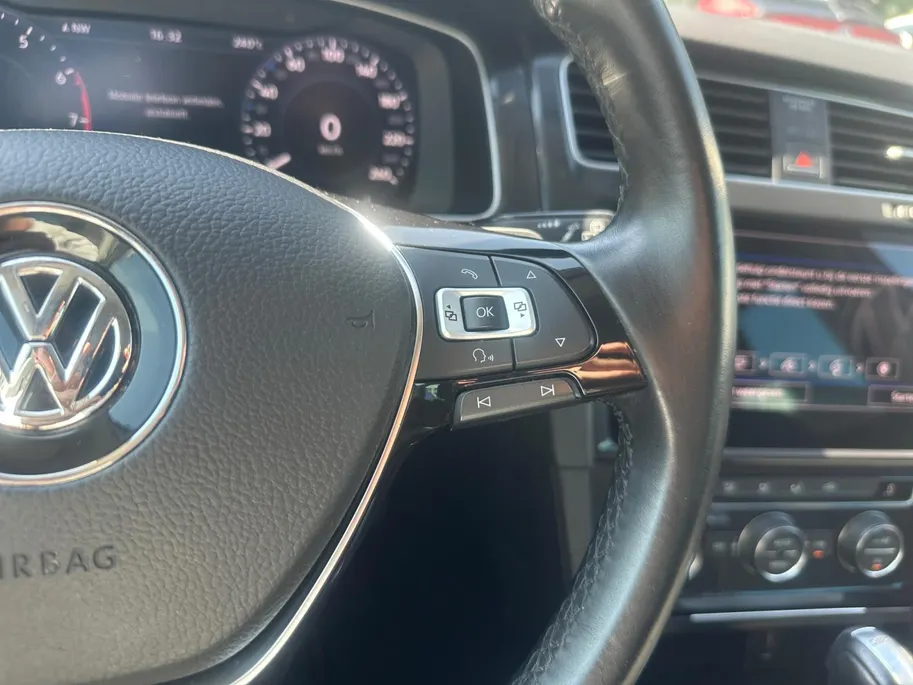Volkswagen Golf 1.0 TSI Comfortline | Automaat | Carplay | keyless| Cruise | Camera |