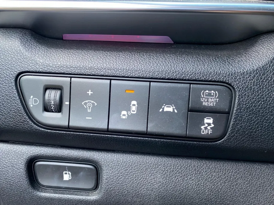 Kia Niro 1.6 GDi Hybrid DynamicPlusLine | Climate control | Navigatie | Parkeercamera | Trekhaak | Stoel en stuurverwarming | Keyless |