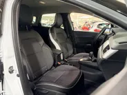 Renault Captur 145PK E-Tech Full Hybrid Techno Automaat | 1e eigenaar | Navi | Camera | Parkeersensoren | Climate Control | Apple CarPlay/Android Auto | Cruise Control | Lichtmetalen Velgen | Licht & Regen Sensor |