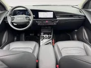 Kia Niro 1.6 GDi Hybrid DynamicPlusLine | Head up display | Elektrische achterklep | Stoel-en stuurverwarming | Lederen bekleding | Schuif/kantel dak | Parkeersensoren v +a