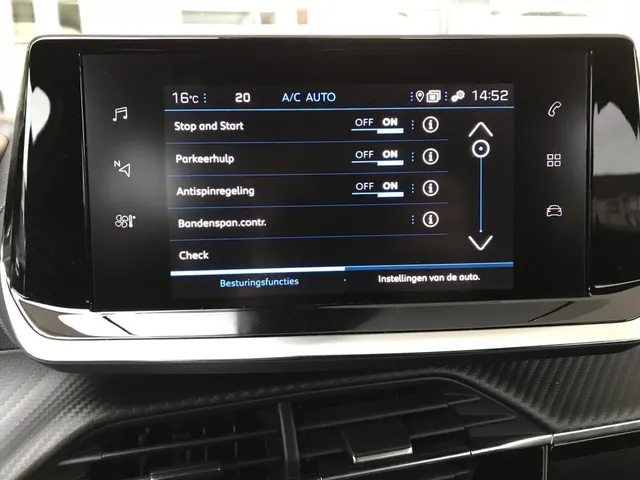 Peugeot 2008 1.2 PureTech Style | Camera | Navigatie