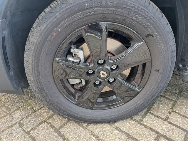 Renault Trafic 2.0 dCi 130 T30 L2H1 GB Comfort Black Edition | Airco | Cruise | LM velgen | Betimmering | Trekhaak | Bijrijdersbank | Demonstratieauto, vraag naar beschikbaarheid ! |