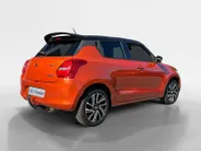 Suzuki Swift 1.2 Style Smart Hybrid AUTOMAAT | Trekhaak | Climate Control | Camera | Navigatie | Stoelverwarming