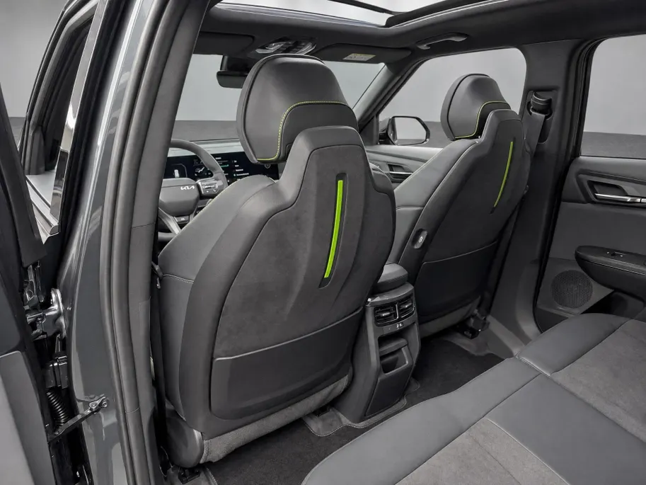 Kia EV5 GT AWD 81.4 kWh GT | Full options| Per heden te bestellen | Leverbaar 2027 |