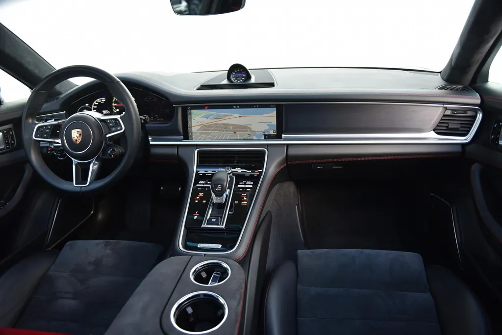 Porsche Panamera Sport Turismo 4.0 GTS