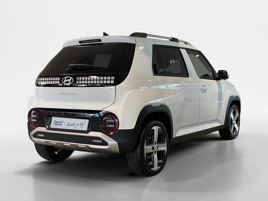 Hyundai Inster EVOLVE W&T 49 KWH | WINTER PACK & TECH PACK |