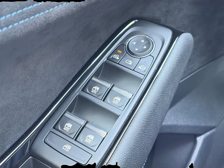 Renault Espace E-Tech full hybrid 200 esprit Alpine 5p. | Direct Leverbaar | €3500,- korting| Gratis 5 jaar garantie tot 100.000km  op = op | Navigatie | LMV | Camera | ACC | Carplay |