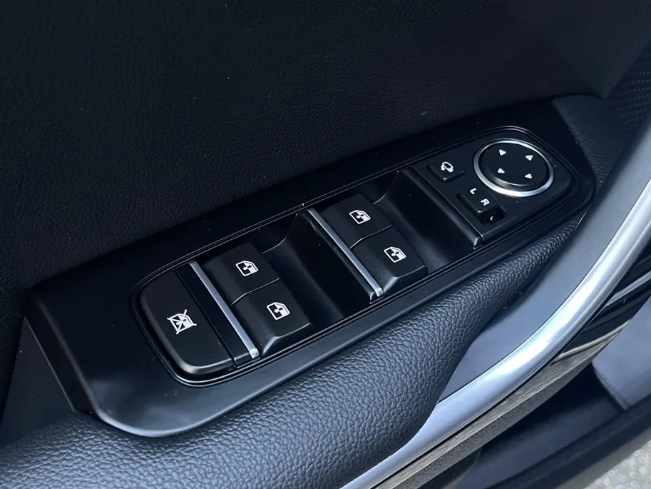 Kia XCeed 1.5 T-GDi DynamicPlusLine | Automaat | Camera | Navi | Stoel/-Stuurverwarming | El. Achterklep | Adaptieve Cruise | Keyless Entry/Go |