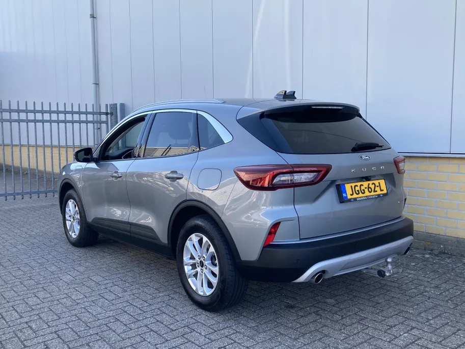 Ford Kuga 2.5 PHEV Titanium Elektrisch wegklapbare trekhaak - Draadloos opladen telefoon - Navigatie - Camera - DEMO