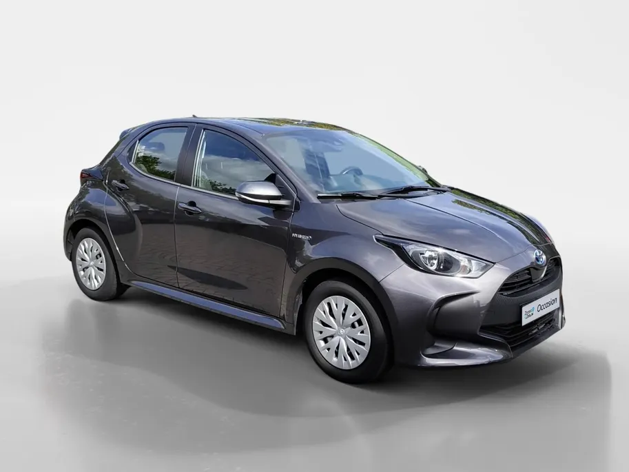 Toyota Yaris 1.5 Hybrid Active |Super complete en zuinig! NU incl. GRATIS AFLEVER PREMIUMPAKKET! Incl. 12 maanden GARANTIE! RIJKLAARPRIJS!!