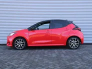 Toyota Yaris 1.5 Hybrid Launch Edition | 17' LM | Clima | Cruise adapt.| PDC V+A | Camera | HUD | Keyless | Navi | 1e eigenaar |