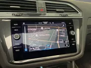 Volkswagen Tiguan 1.4 TSI 245pk DSG eHybrid R-Line Business+ · Panoramadak · Camera · IQ.Light · Apple/Android Car Play · Navigatie · 19'' Inch ·