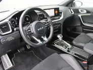 Kia ProCeed 1.5 T-GDi DCT7 GT-Line | BTW Auto | Automaat | Trekhaak | Verwarmde sportstoelen | Camera | Dodehoek detectie | Telefoonlader | LED |