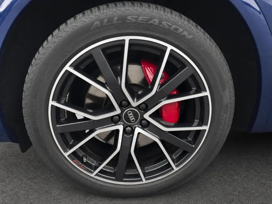 Audi Q5 Sportback 50 TFSI e 299pk S edition Competition · Panoramadak · 360 gr. Camera · Bang & Olufsen · Luchtvering · Apple/Android Car Play · Stoel+achterbank verwarmd · 20'' velgen · Garantie t/m 07-02-2028 of 100.000km
