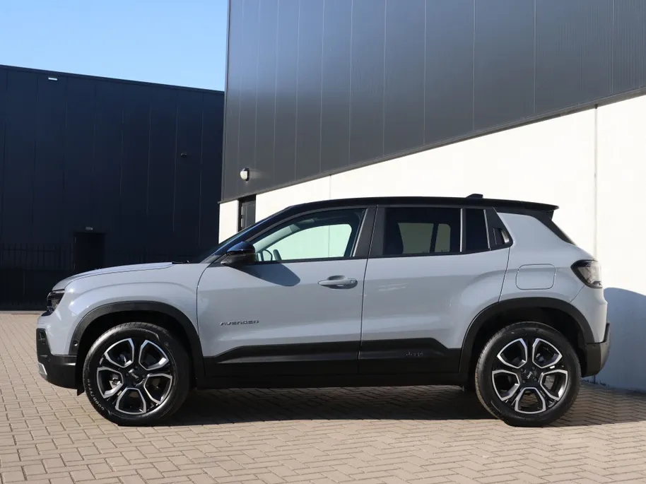 Jeep Avenger 1.2 e-Hybrid Summit | Navi | JBL | Camera | Winter | 18'