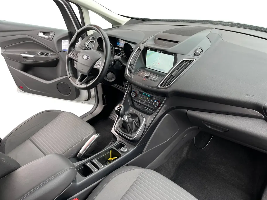 Ford C-MAX 1.0 Titanium |Trekhaak| Apple Carplay/Android Auto| Verwarmde voorruit| 12 maanden Bovag garantie| Nieuwe Apk|