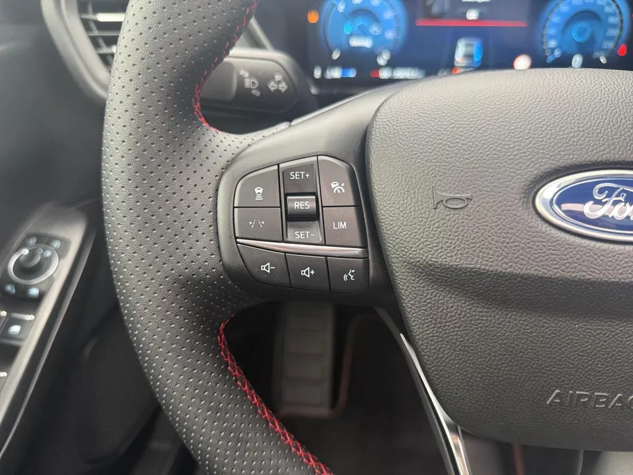 Ford Kuga 2.5 PHEV ST-Line | Schuif/Kantel Dak | Adaptieve Cruise Control | Elek. Trekhaak | 2100 KG Trekgewicht | Winter Pack |