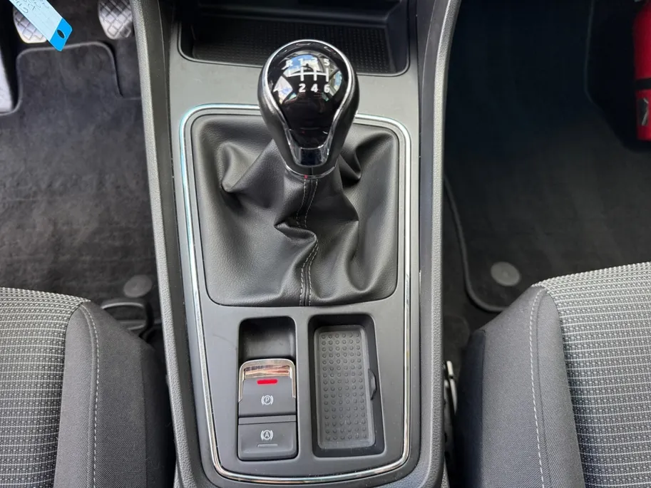 SEAT Leon ST 1.0 EcoTSI Style | Cruise control | Navigatie |