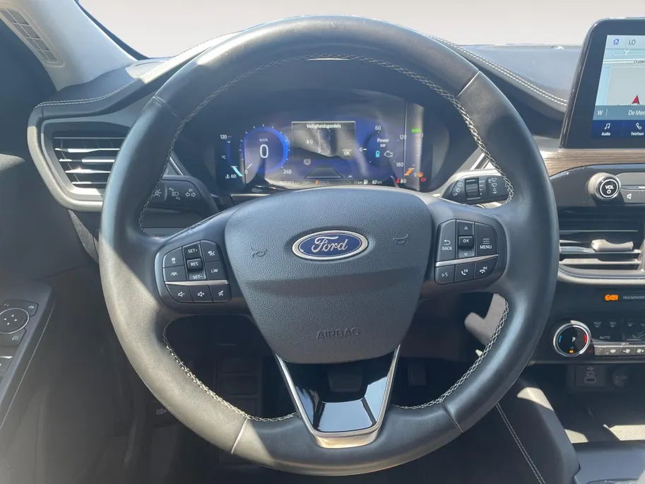 Ford Kuga 2.5 PHEV Vignale | TREKHAAK! | Blind Spot Warning | Camera voor en achter | Trekhaak (wegklapbaar)| winterpack | 12 maanden Bovag garantie|