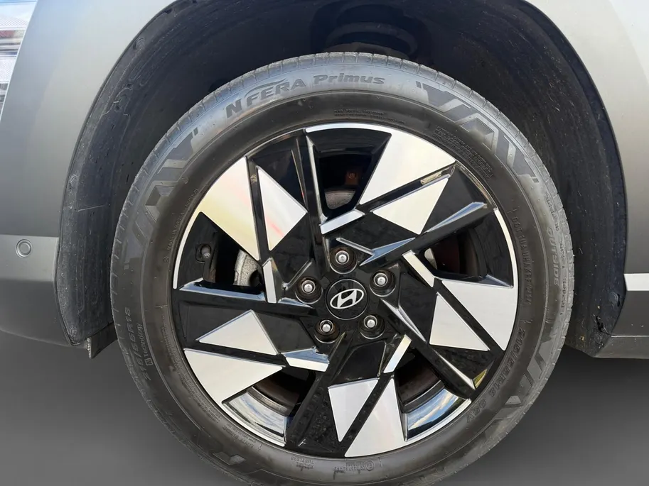 Hyundai Kona 1.6 GDI HEV Premium Sky | 1e Eigenaar | Panoramadak | Stoelkoeling/Verwarming | Elektr. Achterklep | Dodehoek detectie | 360 Camera | Fabrieksgarantie! |