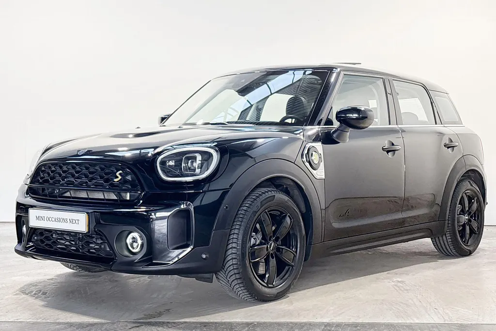 MINI Countryman Cooper SE ALL4 Essence